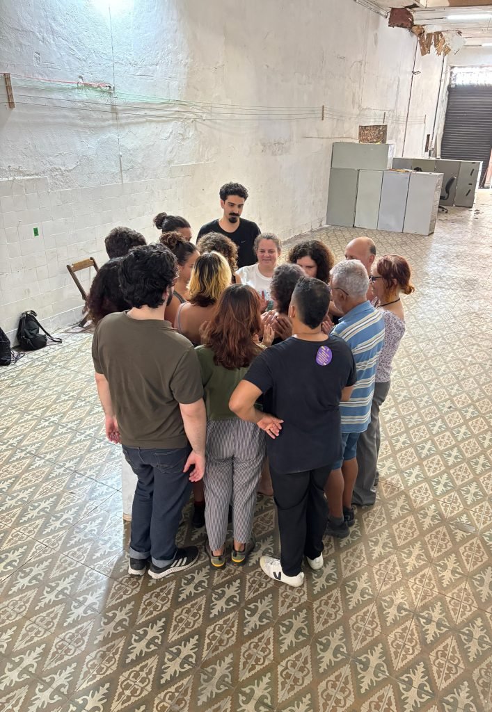 Núcleo Centro realiza oficina de coro e atuação de rua / Projeto “Poéticas Populares”